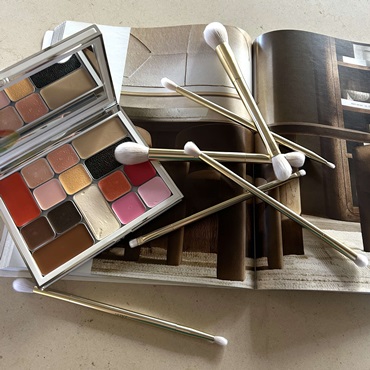 Undetectable Makeup for 40+